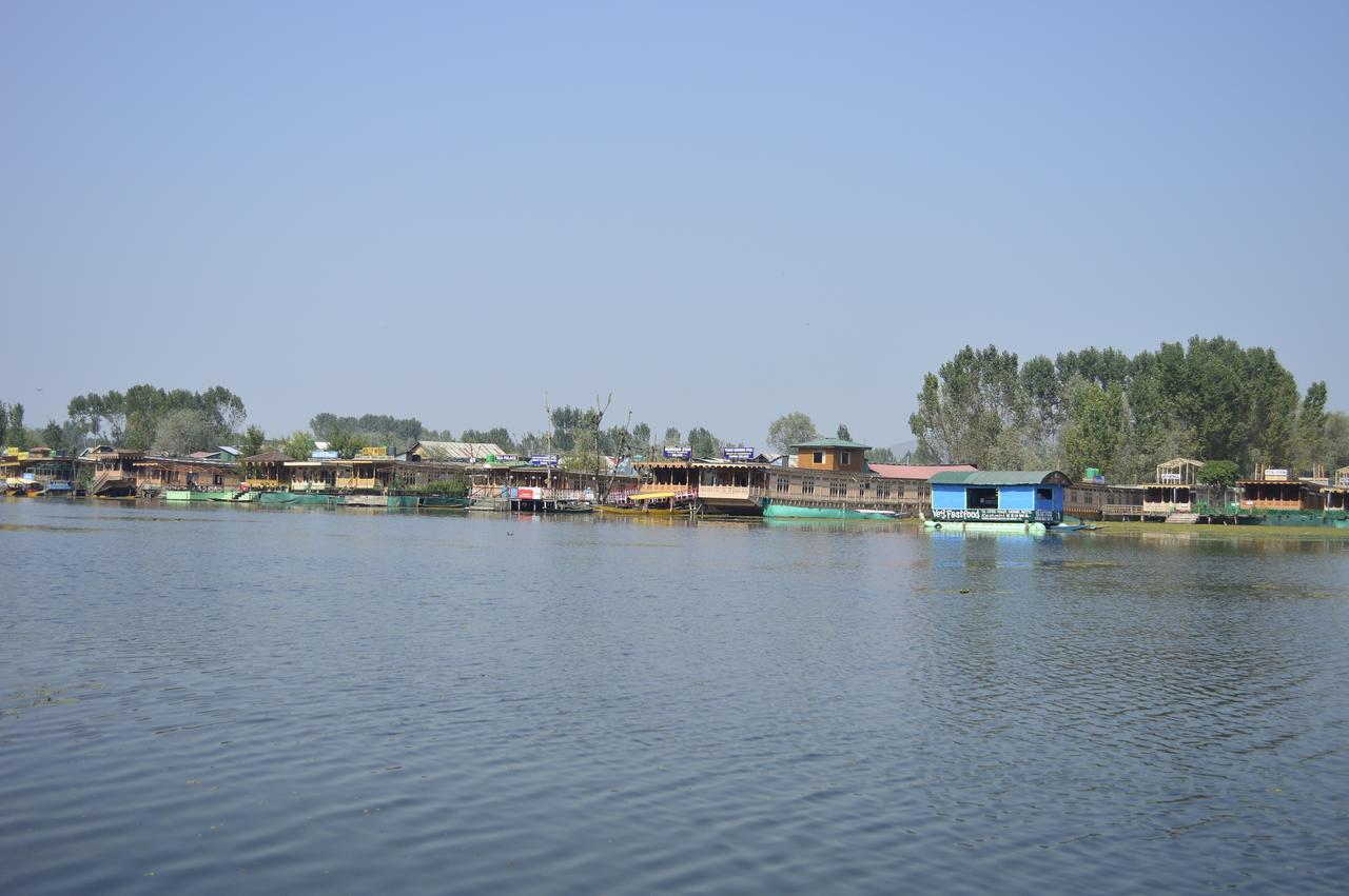 Lake Palace Group Of House Boats Сринагар Экстерьер фото